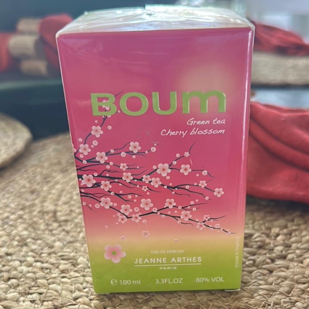 New sealed Boum Green Tea Cherry Blossom Perfume